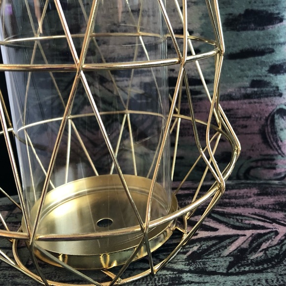 wire gold tone candle holder with handle - Picture 7 of 11